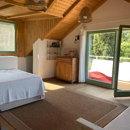 Two Pines Summer House In Tihany, Sajkod 펜션 *